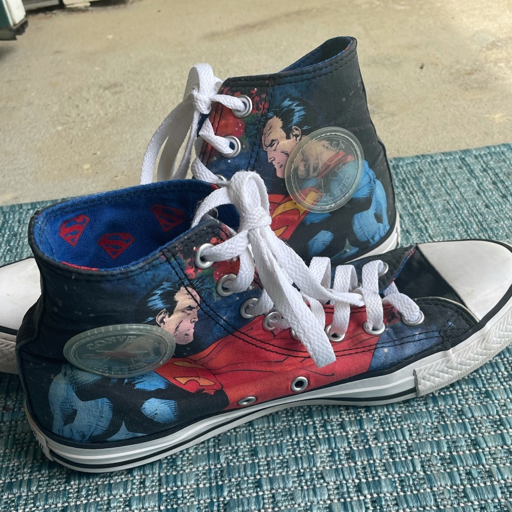 Superman high top converse